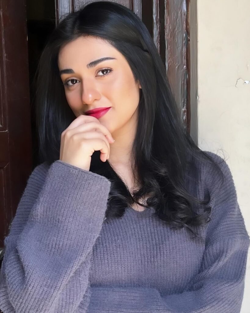 Sarah Khan